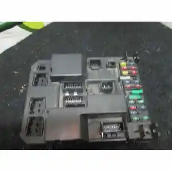 

9651196880A Case Relays/Fuses Peugeot 307 Break / Sw (s1) 1.6 Hdi