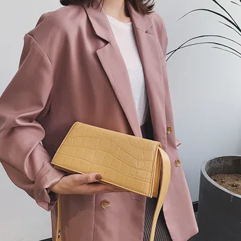 

Crocodile pattern Women's Single Shoulder Crossbody Bag All-match 2019 Popular PU Leather Wide Straps Messenger Bag Chic Package