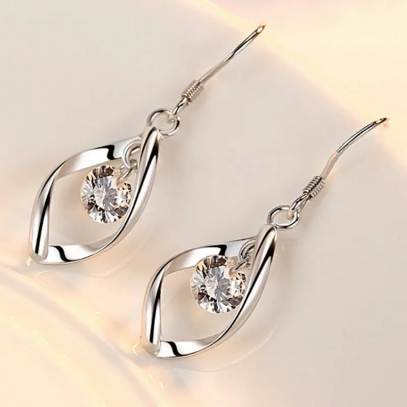 9357942602_1704562099