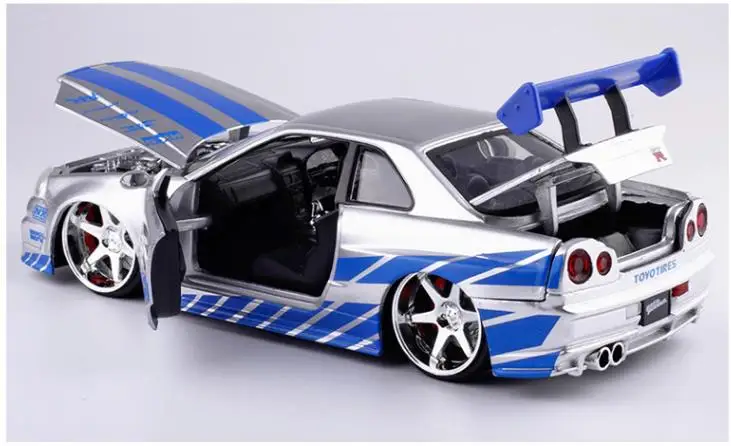 Модель автомобиля из сплава NISSAN R34 1:24 игрушка с высокой симуляцией скольжения