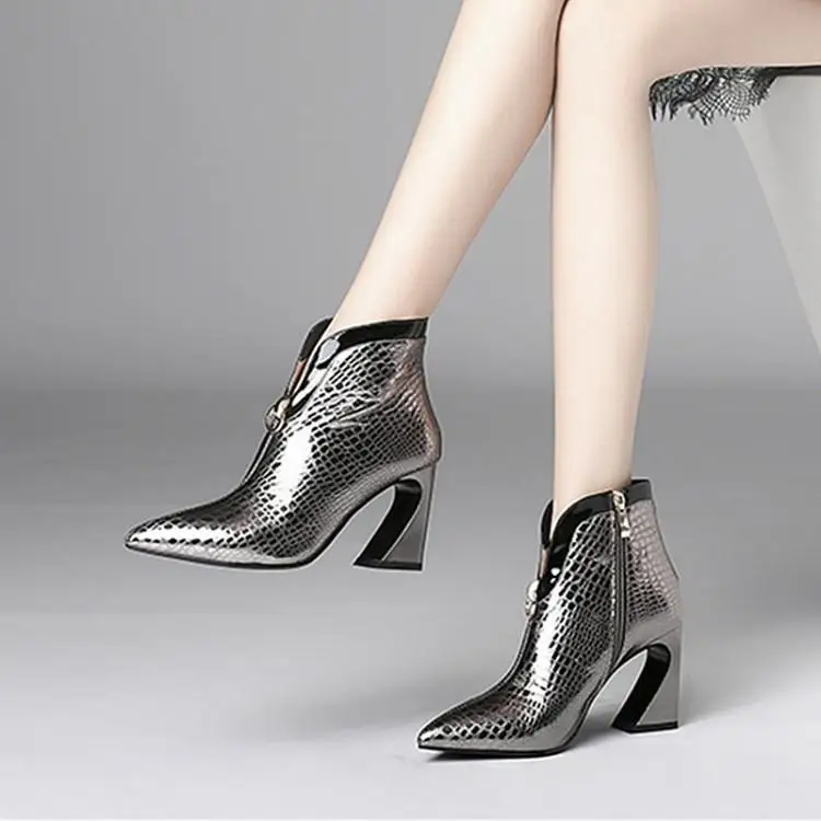 

High heels, short boots, sharp heads, thick heels, women's boots, 2019 autumn tip, real leather, Martin boots, cowhide 8.5cm.