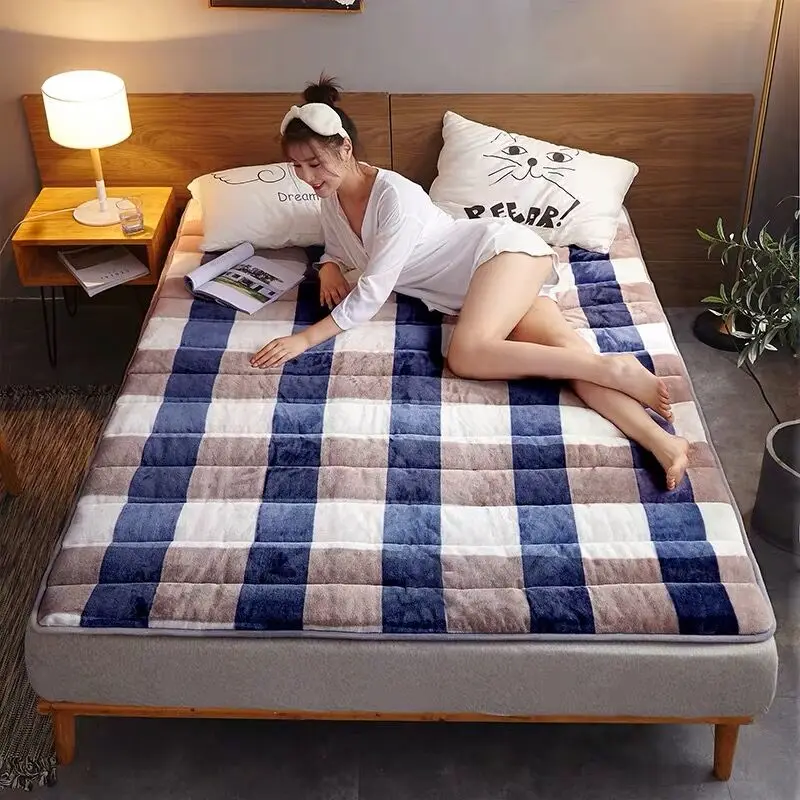 

Winter New comfortable Soft Foldable Tatami Mattress home Thick warm Flannel high quality Mattress twin queen king full size