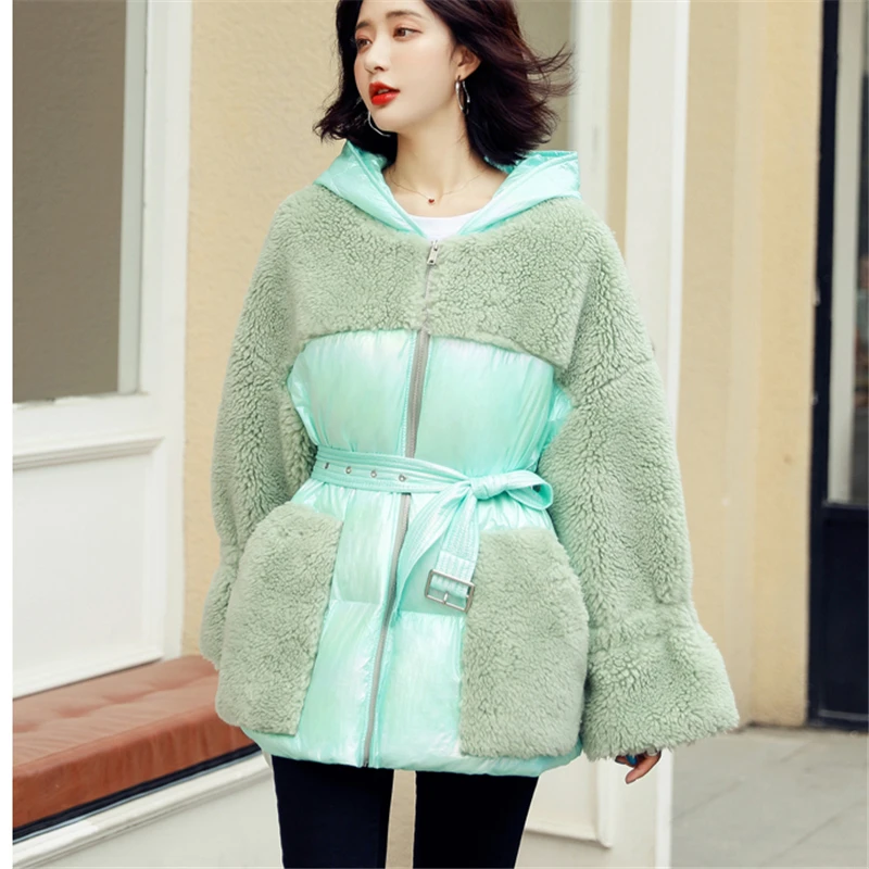 

2019 Winter New Fashion suede fur one Down jacket Women Hooded Loose tie Short Down Coat Thick stitching White duck Parka P076