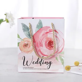 

New Hot sale 5pcs 15x8x17.5cm flower European wedding candy box tote bag creative mori wedding gift bag box with hand gift bag