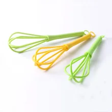 Взбиватель яиц пластиковые ручные Многофункциональные кухонные креативные Детские кремы для приготовления салата ручной баклажан