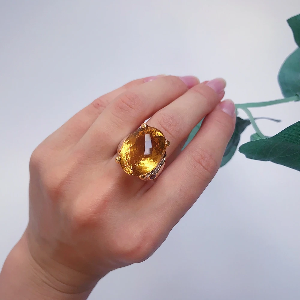 Goede DreamCarnival 1989 Nieuwe Aankomen Crown Look Vrouwen Trouwringen Kussen Cut Zirkoon Grote Zilver Goud Kleur Elegante Sieraden WA11717