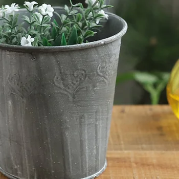 

Vintage Flower Pot Metal Iron Flower Bucket Plants Hanging Pot Container for Home Balcony Wedding Decoration-30