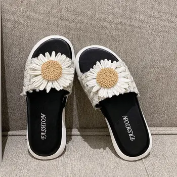 

Internet celebrity Korean style thick-soled one-line slippers women's outdoor wear 2020 new summer versatile flat-soled