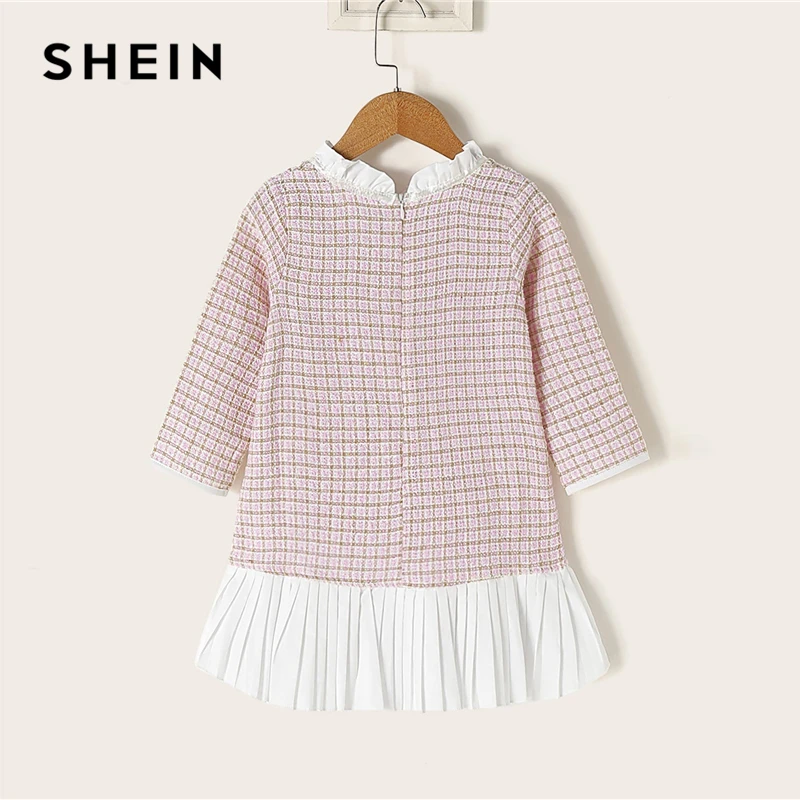 SHEIN/элегантное клетчатое платье для маленьких девочек с оборкой на шее; г. Осеннее плиссированное платье с длинными рукавами и заниженной талией и бантом спереди