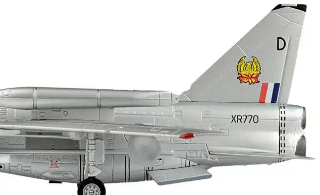 Корги Описание BAC Lightning F.6 XP770/D RAF NO.56 KR770 1/72 литья под давлением модель самолета
