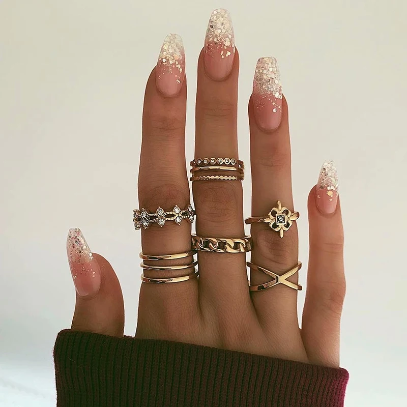 

Vintage Punk 8pcs/lot Women Rings Set Boho Flower Crystals Finger Ring Fashion Party Bijoux Mujer Jewelry Accesories Alloy Rings