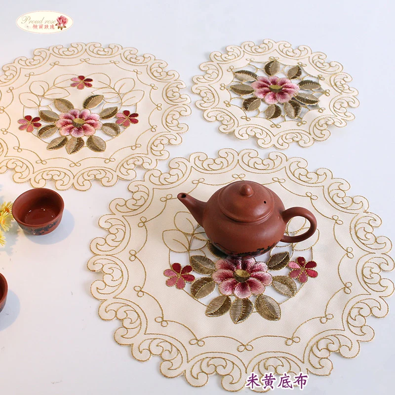 

Proud Rose 4 Pcs Embroidery Table Mat Table Runner Exquisite Plate Mat Insulation Mat Fashion Table Mat Table Cover 218