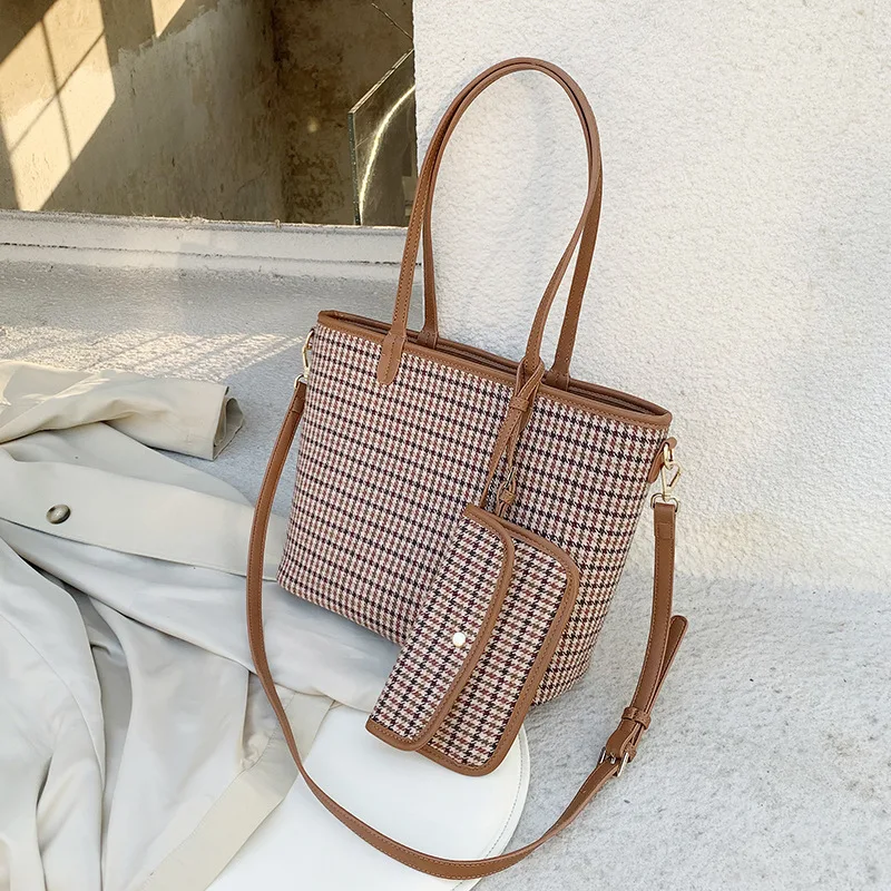 

New 2020 Women's Bag Wild Fashion Simple High Texture Houndstooth Tote Bag Retro Large-capacity Letter Shoulder Bag
