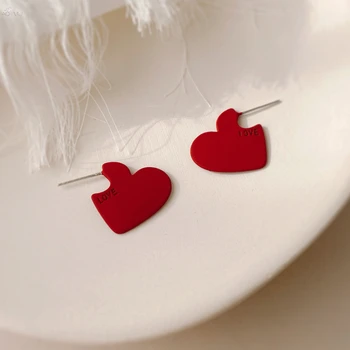 

AOMU 1Pair 2020 New Wine Red Frosted Paint Love Heart Stud Earrings for Women Party Fashion Jewelry New Year Gifts
