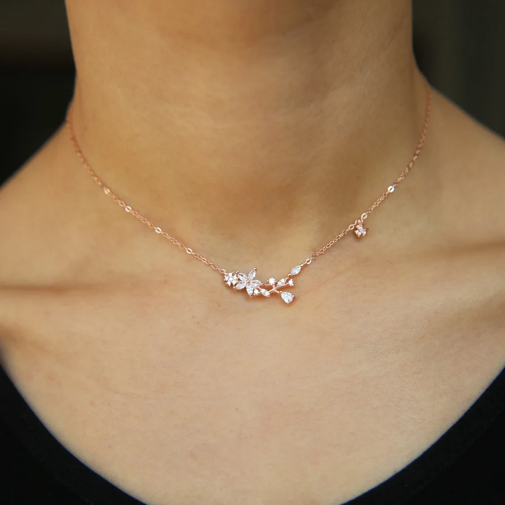 Новое поступление изящная цепочка на удачу с четырьмя звездами и кубическим