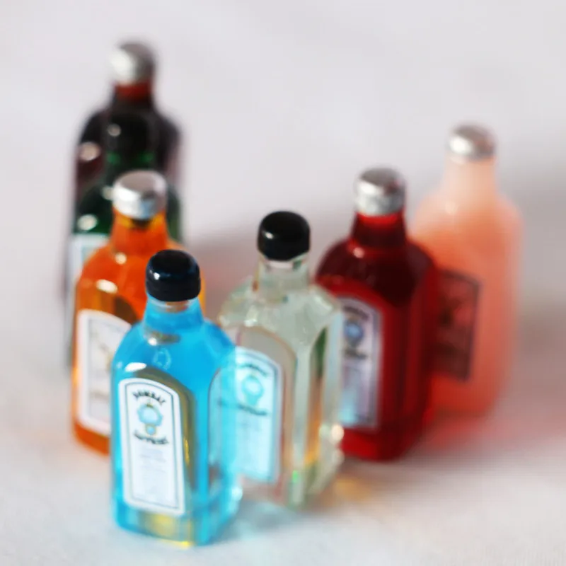 1/12 Scale Mini Liqueur Wine Bottle Model Pretend Doll Drink Miniature Dollhouse Food for Barbies Blyth Doll House Kitchen Toy
