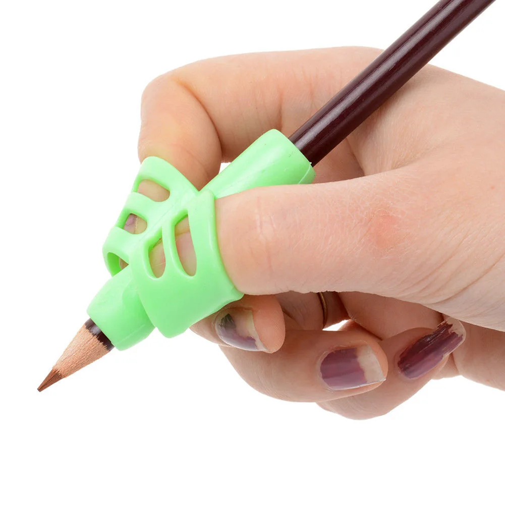 

3Pcs Kids Pencil Holder Silicone Posture Correction Device Baby Learning Writing Tool Writing Grip Stationery Supplies 5*4cm