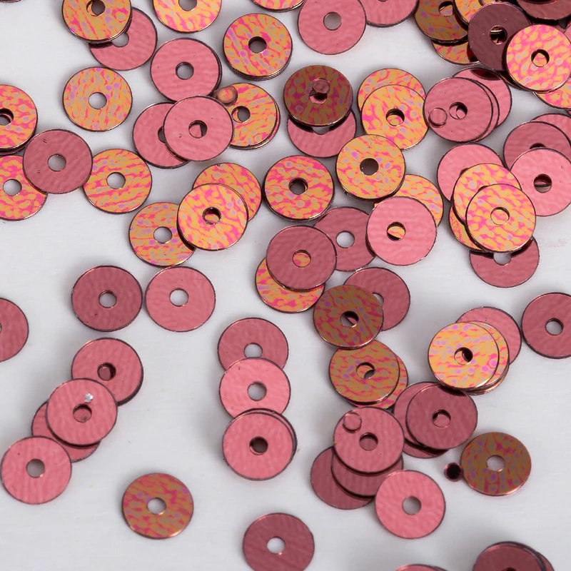 Taidian 4mm Sequins Paillette gitter 1mm hole Sewing handcraft on Garment WomenDress Decoration for handcraft 5gramsAbout750pcs