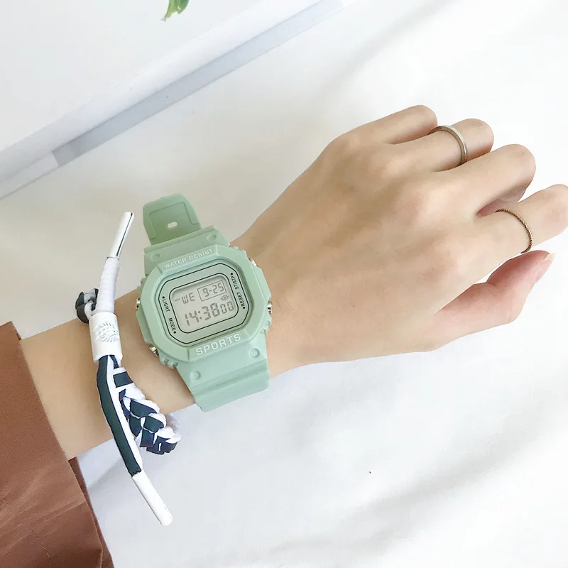 

Kids Green Sport Watch Small Fresh Multifunction Digital Clock Outdoor Fintness Time Boys Girls Exam Electronic Wristwatches