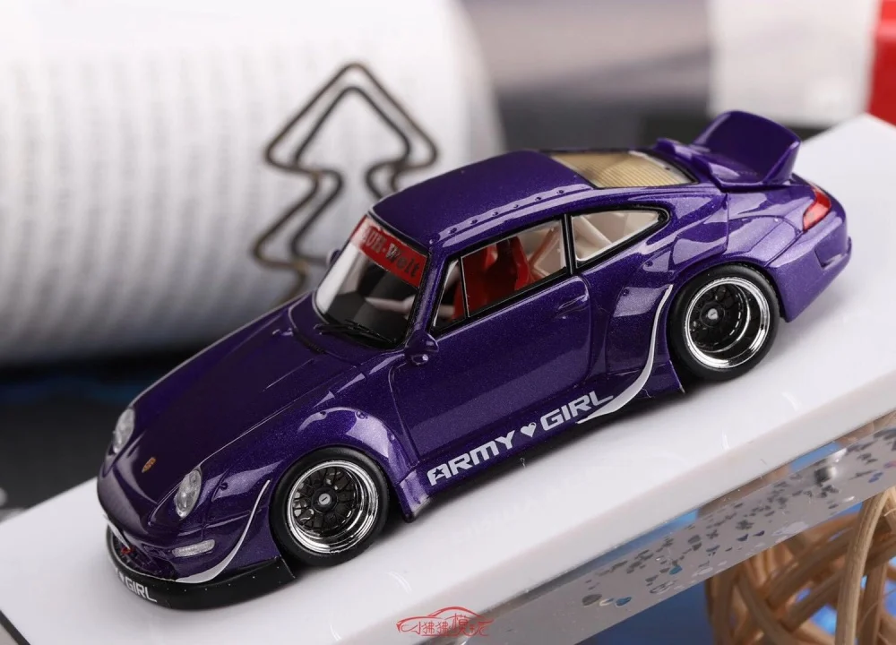 Fuelme 1:64 Porschee RWB993 армейская девочка пурпурный хвост-рекламная акция |