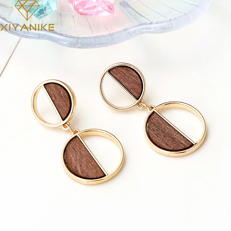 

XIYANIKE Exquisite Handmade Personality Rattan Earrings Dangle Handmade Weave Charm Long Straw Wooden Vine Braid Drop Earrings