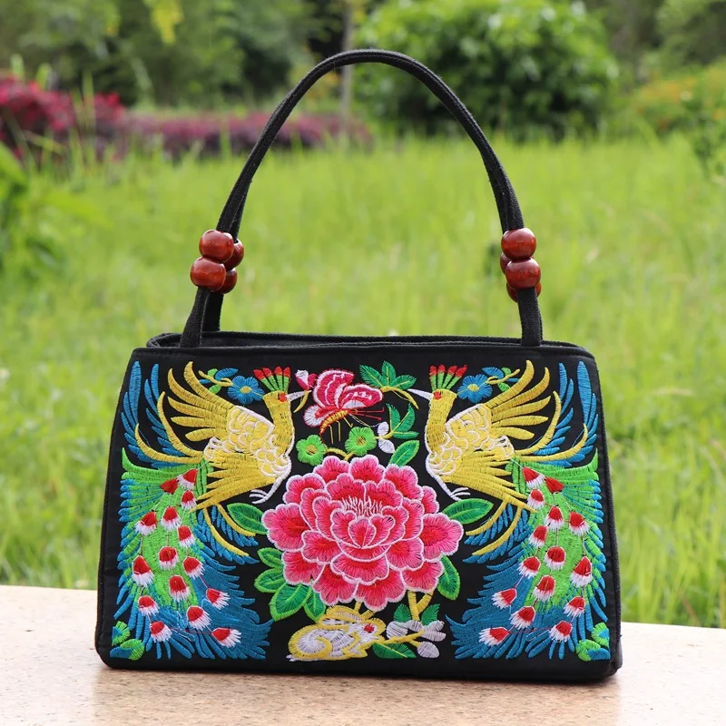 New Fashion Embroidery Women Small handbags National Floral Embroidered Lady Top-handle bags Single-layer Beading Falp Carrier