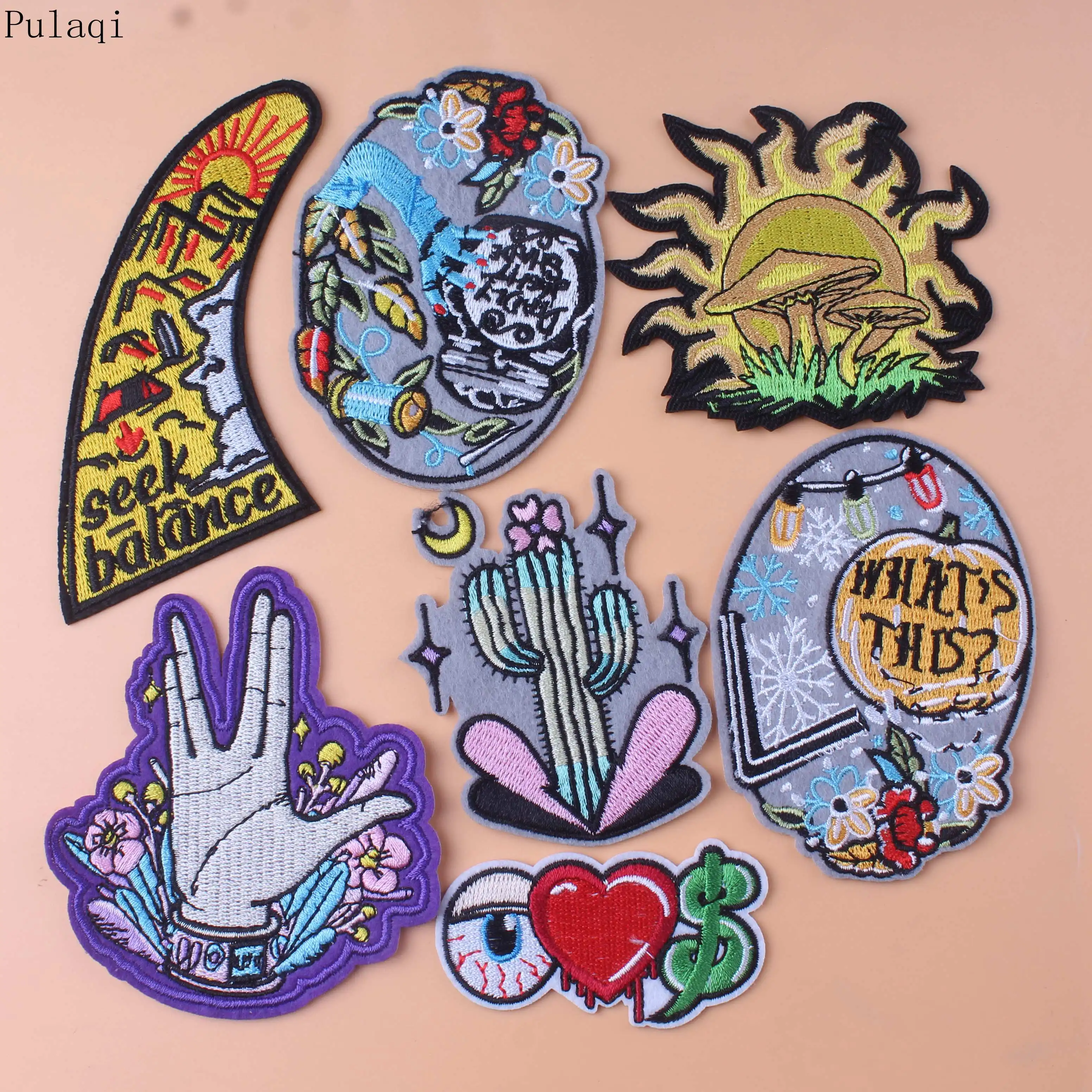 Pulaqi панк череп сердце с логотипом группы патчи железные на одежде вышивками и