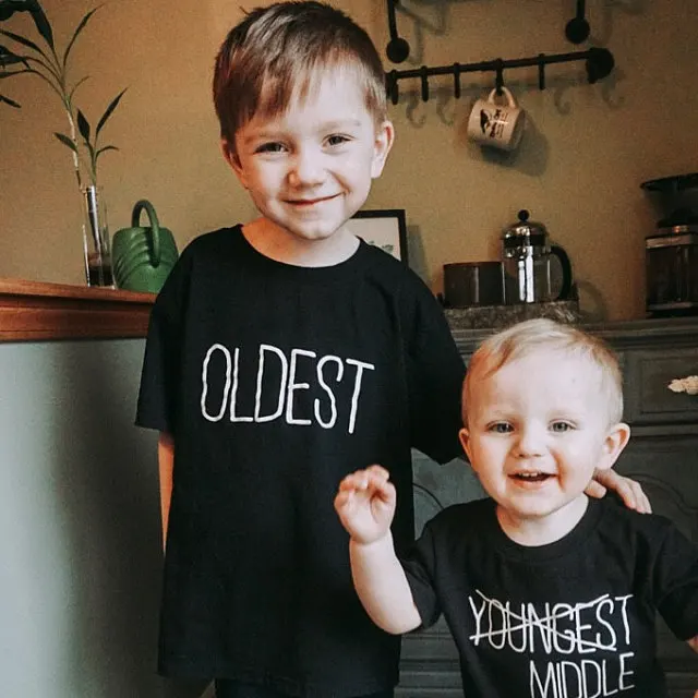 Oldest Middle Youngest Family Shirt Set Childrens Family Matching Tshirts Baby Sibling Shirt Baby Bodysuit Black Tees Drop Ship 3