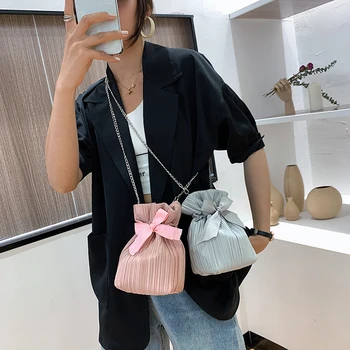 

Women Classic Texture Drawstring Bow Gift Pouch Delicate Creative Design Chic Female Pleated Elegant Shoulder Crossbody Bag