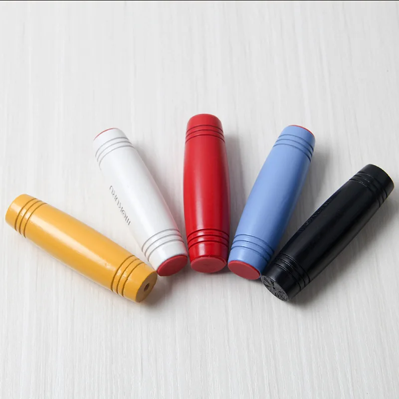 

Creative Toy Desktop Flipping Stick Wood Tumbler Rod Attention Rolling Rod Coordination Training mokuru