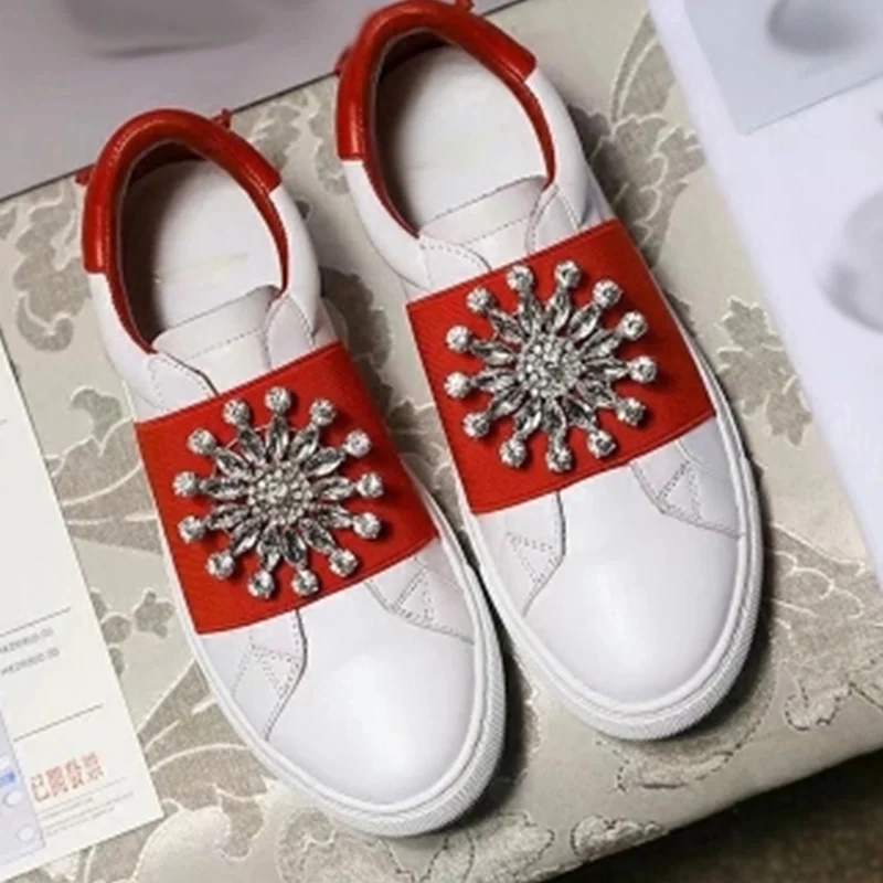 Casual Shoe Hot Brand Designer Leather Woman Shoes Bling Crystal Embellished Woman Sneakers Slip On Mixed Color Flats Women