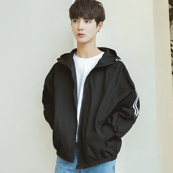 

2020 new spring and autumn Korean men's sports jacket casual jacket wild fashion students loose on clothes