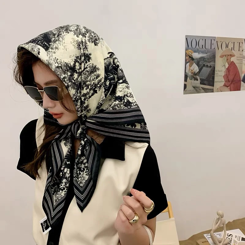 

90cm * 90cm Design Scarf Lady Shawl Printed Silk Felt Headscarf Scarf Lady Headscarf Square Scarf Lady Wrap Scarf
