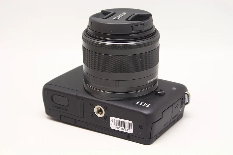 USED Canon EOS M10 camera with 15-45mm lens Image Stabilization STM  18.0 Megapixel CMOS (APS-C) sensor