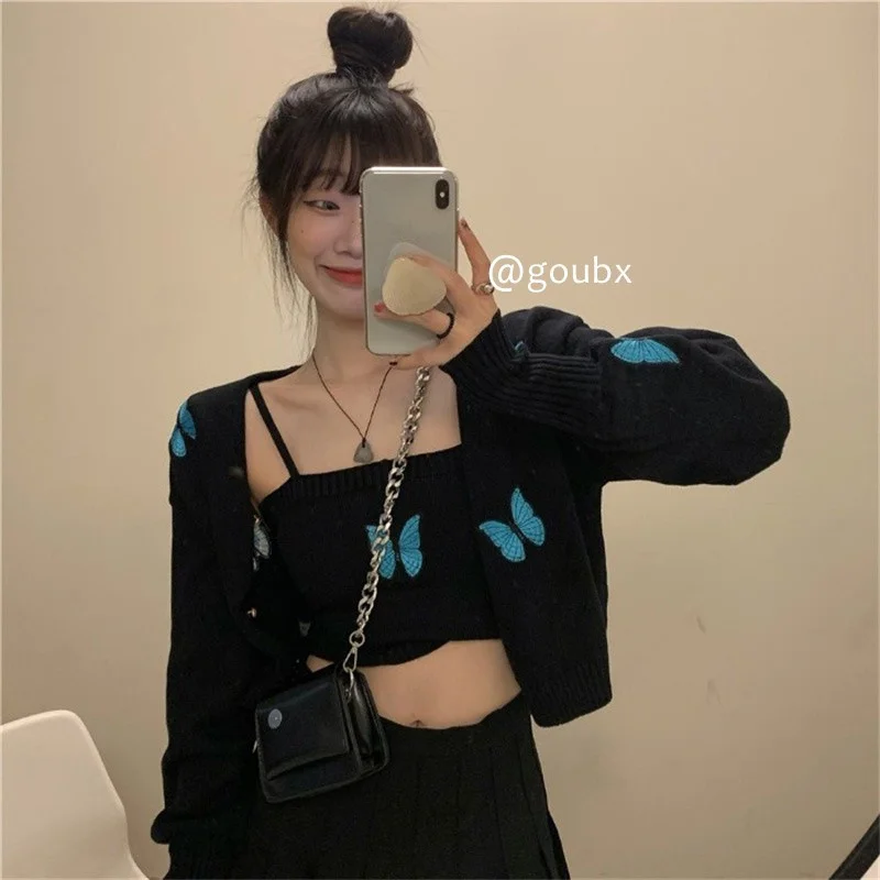 2021 New Autumn Butterfly Embroidery Thick Thread Knitted Cardigan Women's Thin and All-Matching Design Sense Niche Top Coat |
