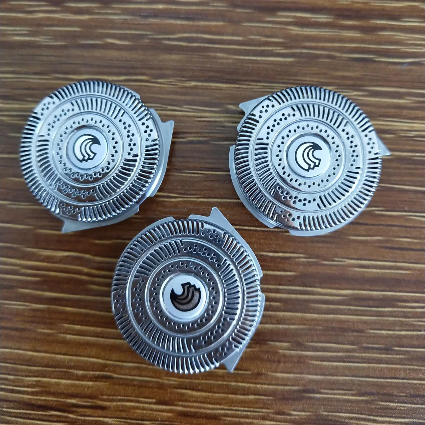 3 шт. сменные головки для бритвы Philips HQ8200 HQ8240 HQ8241 HQ8250 HQ8260 HQ8261 PT927 PT920 HQ9100 HQ9140 HQ9160 HQ9170 |