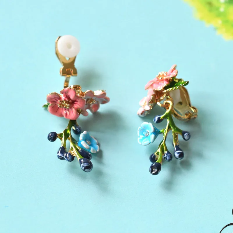 8951435320_999831917