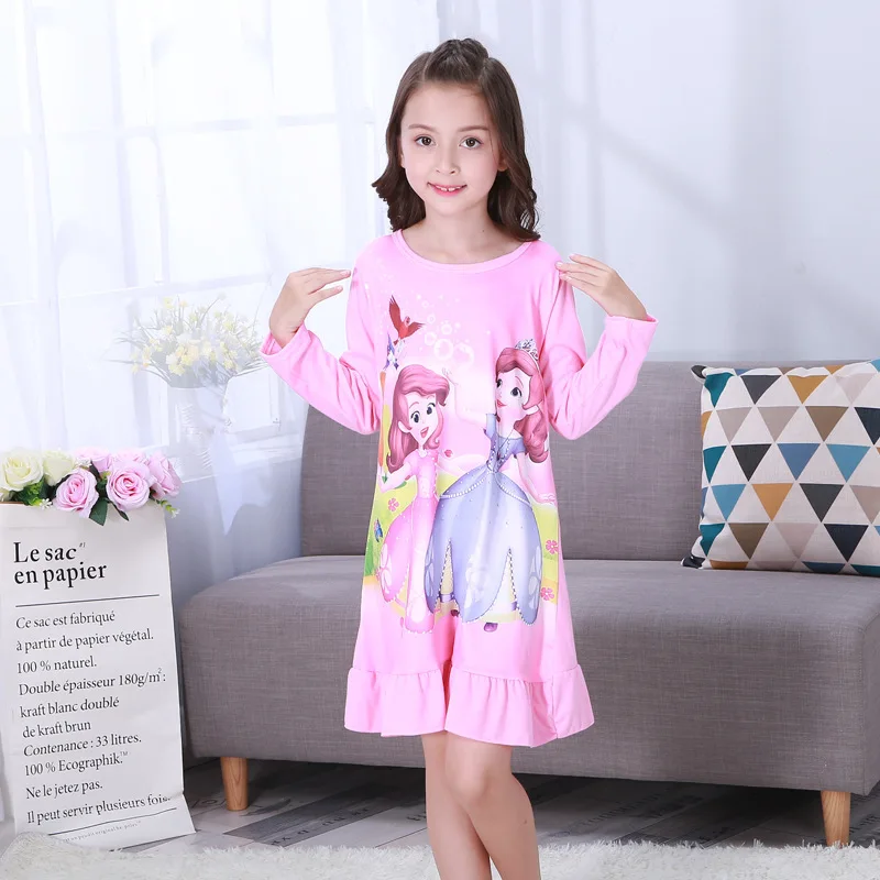 Рисунок 3 - Юбка с длинным рукавом Disney