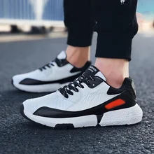 Новые мужские уличные прогулочные туфли мужские лёгкие дышащие кроссовки на плоской подошве со шнуровкой Спортивная обувь для бега Большие размеры 39-47 YY-28