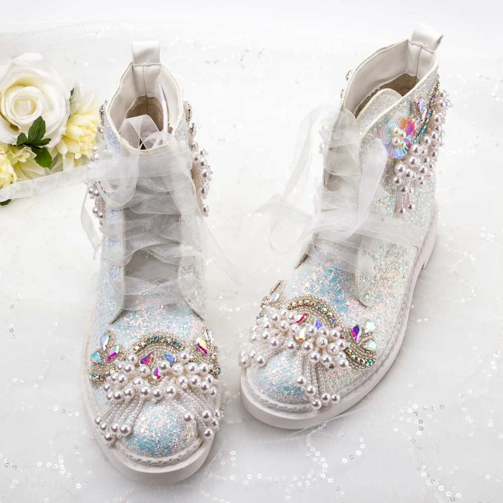 

Wedding Shoes Bride Boots White Sequins Silk Strap Crystal Decorations Pearls Flowers Tassel Glittering Princess Beautiful Shoes