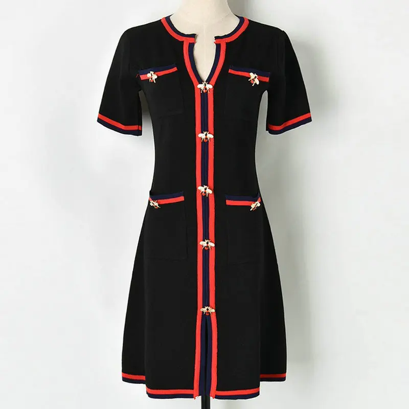 

Luxury Brand Designer Knitted Dress for Women Vintage V Neck Contrast Color Edge Four Pockets Pin Bee Knitted Dress