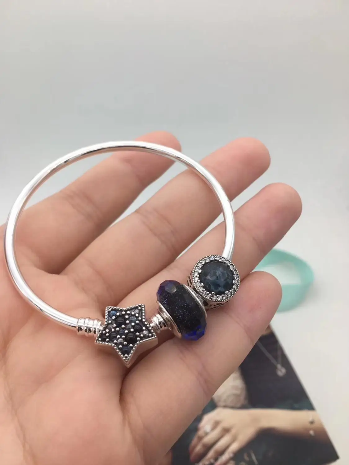 

Kaliyah Store High Quality 1:1 100% 925 Pure Silver Niche Design Blue Cat-Eye Star Bracelet Free Shipping