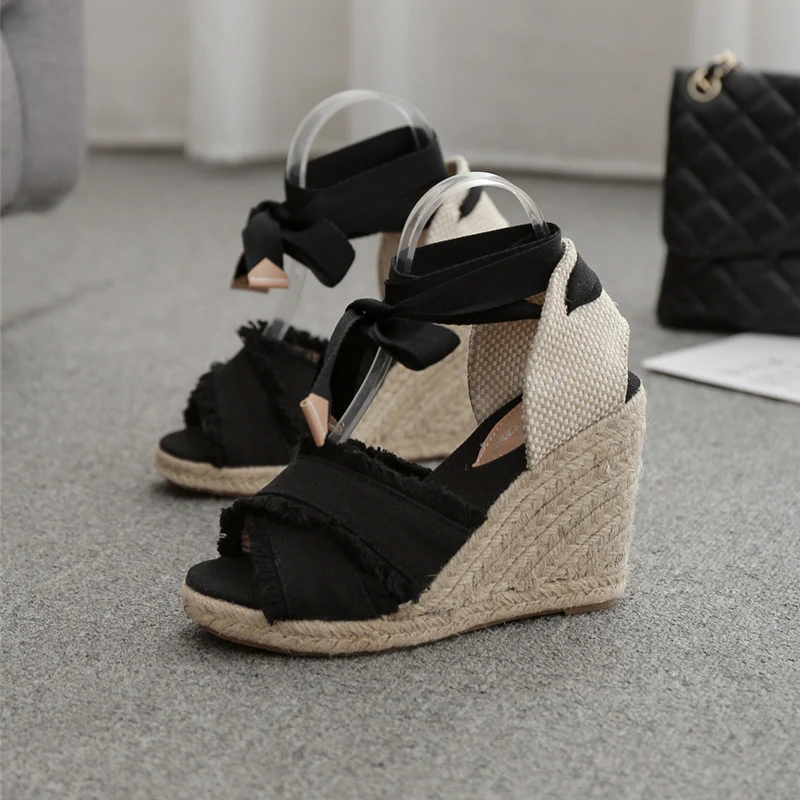 Босоножки на танкетке женские милые сандалии шнуровке высокий каблук с открытым