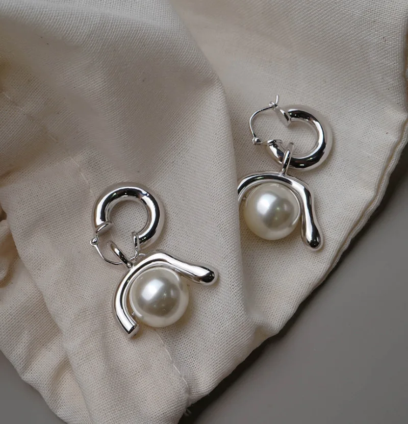 16300446516_476452910