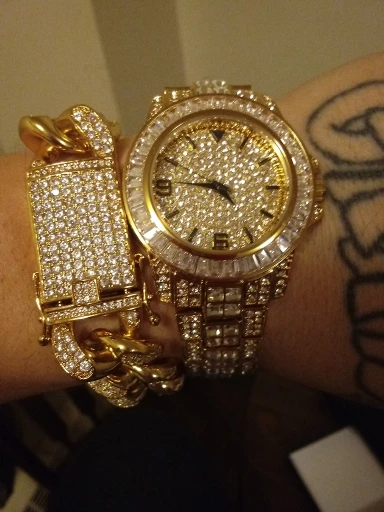 UTB8wWeipgnJXKJkSaelq6xUzXXaY