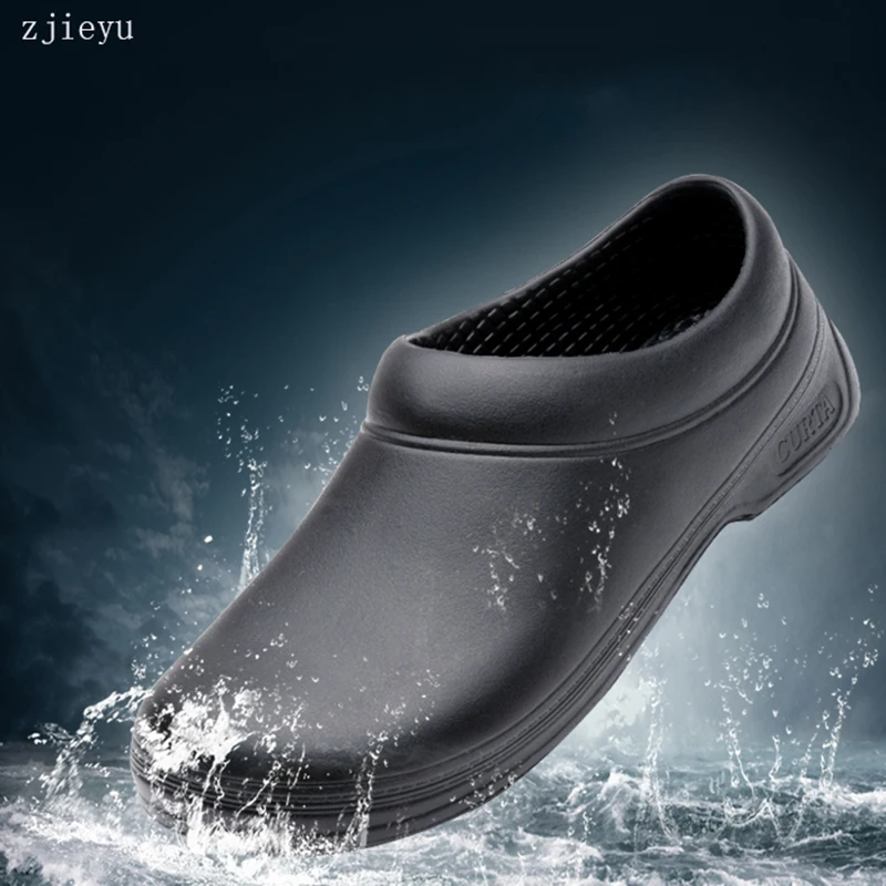 Kitchen and chef shoes anti skid bot waterproof and oil proof kitchen work bots men sneakers shoes