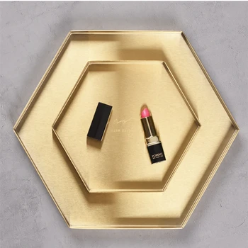 

ERAL Chinese retro court style storage tray. Slight luxury, Luxury gold color. Home furnishings, stationery on the table.