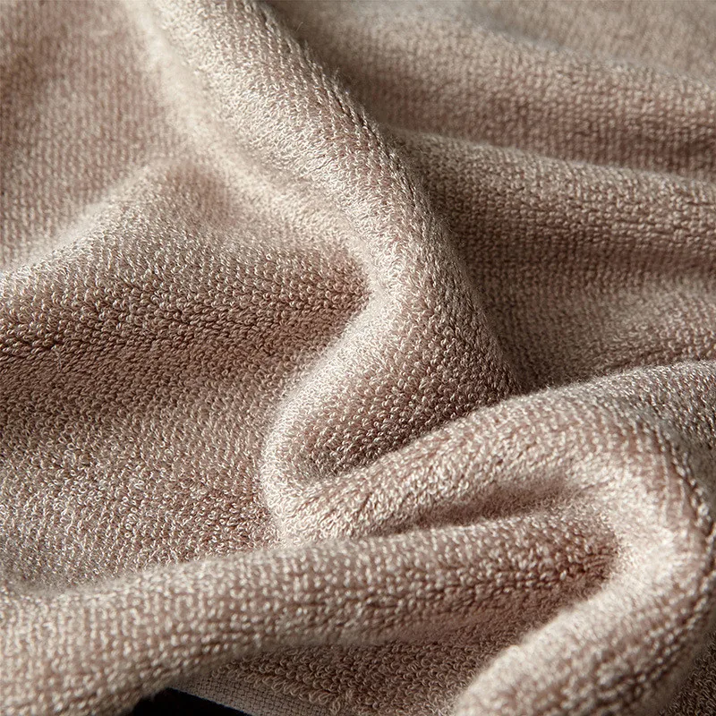 9425982796_1393754367