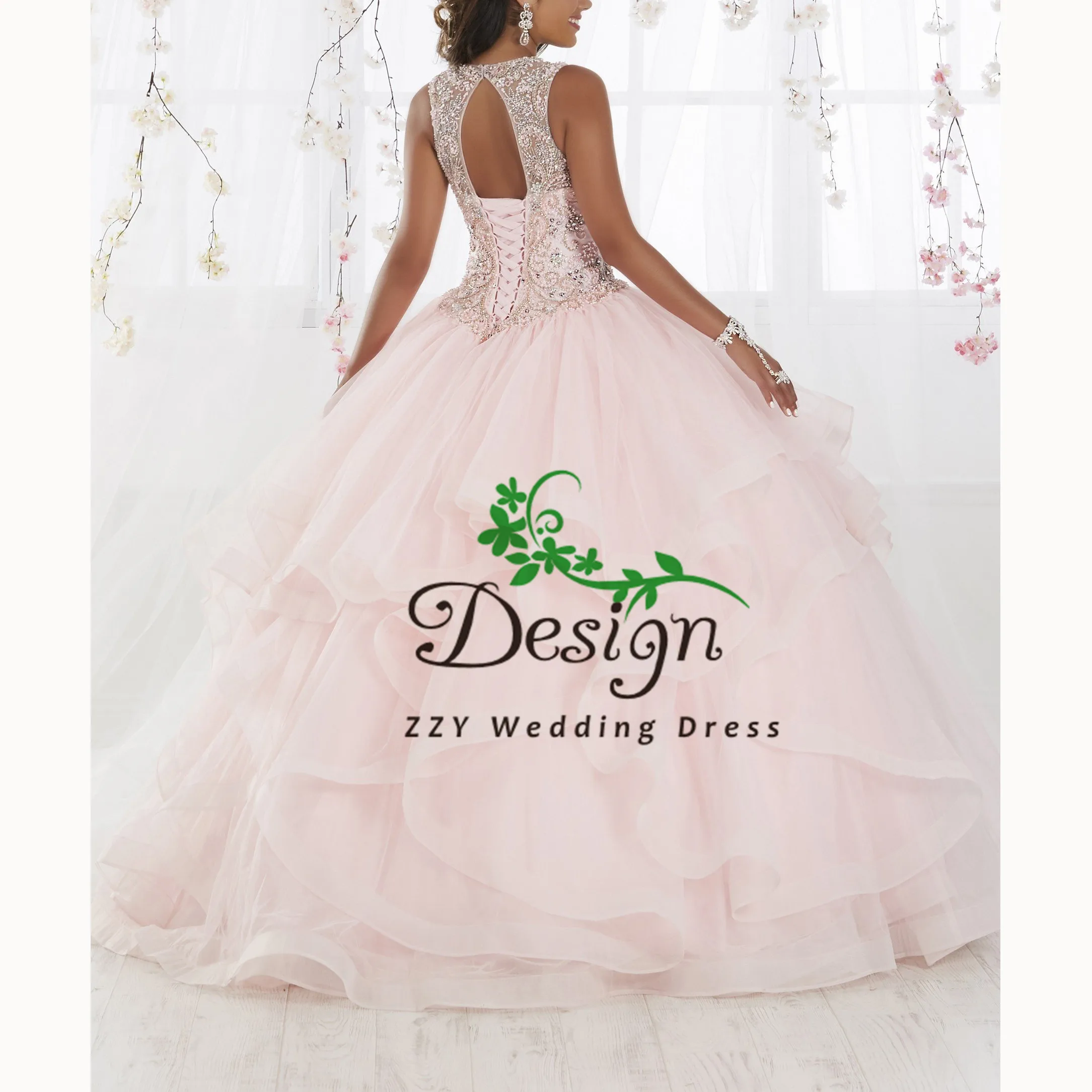 Vestidos de Quinceanera с лямкой на шее бальное платье с кристаллами Расшитое бисером в честь пятнадцатилетия платья аппликации с длинным шлейфом сладкий 16 платье