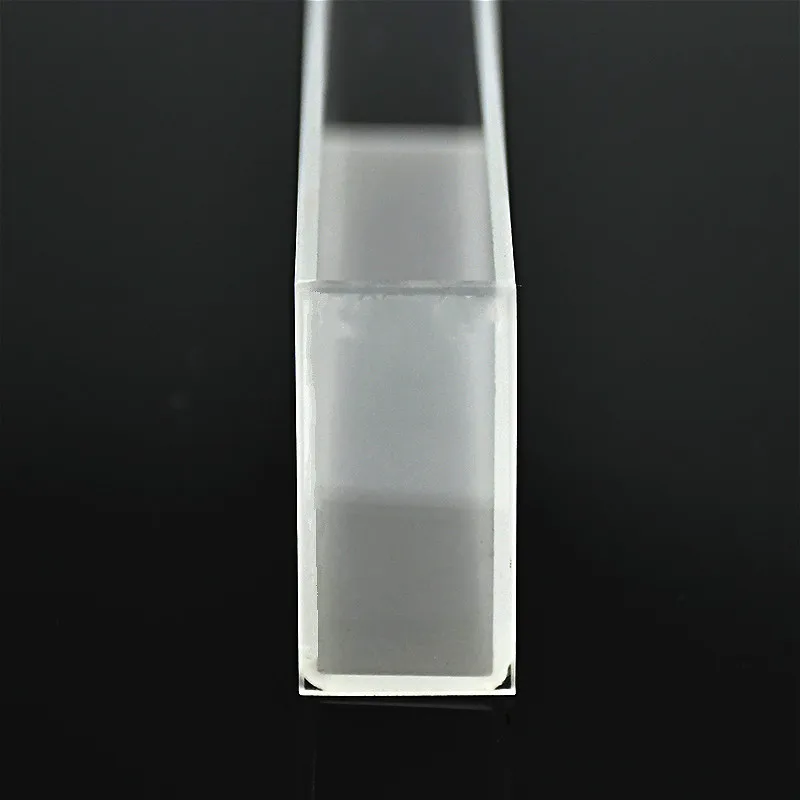 Lovibond Cuvette en verre (cellule d'échantillon liquide), 5.25 pouces, chemin lumineux, 133